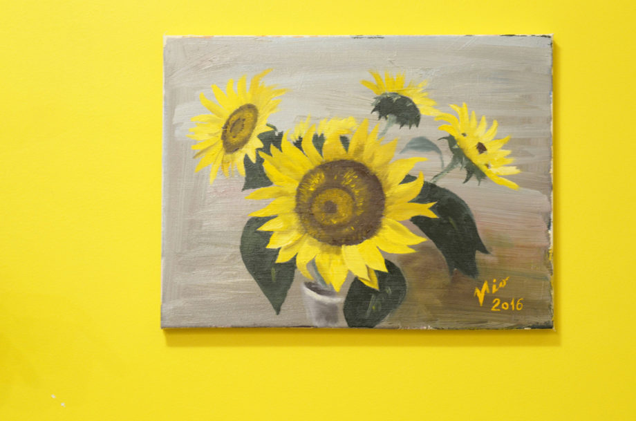 Sunflower on grey